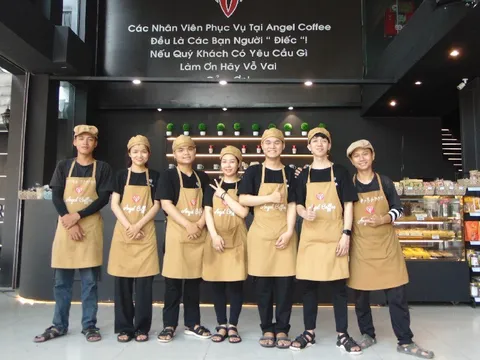 "Mái ấm thiên thần" chở che người khuyết tật ở Đà Nẵng