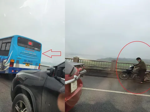 Bố đưa con gái đi học bị hỏng xe, mắc kẹt giữa cầu và cái kết ấm lòng