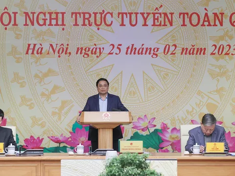 Thủ tướng: Đẩy mạnh chuyển đổi số theo hướng mang lại kết quả thực chất
