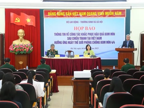 Việt Nam sẽ xây dựng Pháp lệnh Khắc phục hậu quả bom mìn sau chiến tranh