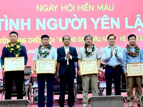 Phú Thọ: Đoàn viên công đoàn tham gia hiến máu tình nguyện