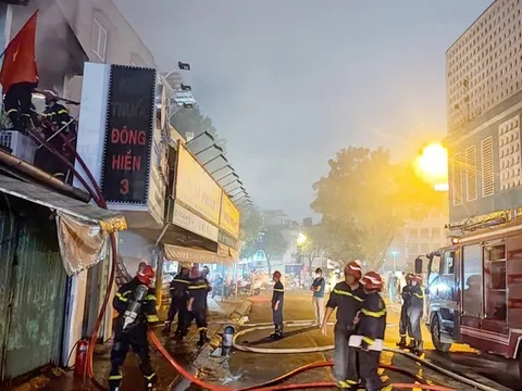 TP Hồ Chí Minh: Kịp thời cứu 2 vợ chồng lớn tuổi khỏi đám cháy
