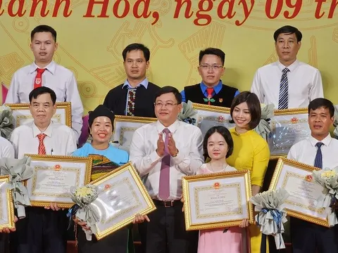 Thanh Hóa: Tuyển dụng đặc cách cô giáo không tay - Nét nhân văn của người xứ Thanh