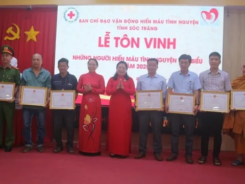 Sóc Trăng tôn vinh 158 cá nhân hiến máu tiêu biểu