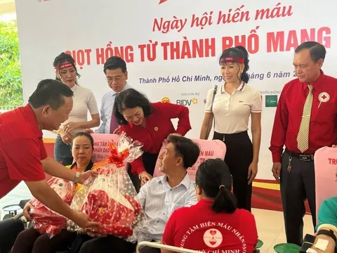 Phát động Hành trình Đỏ lần thứ 11 tại Thành phố Hồ Chí Minh