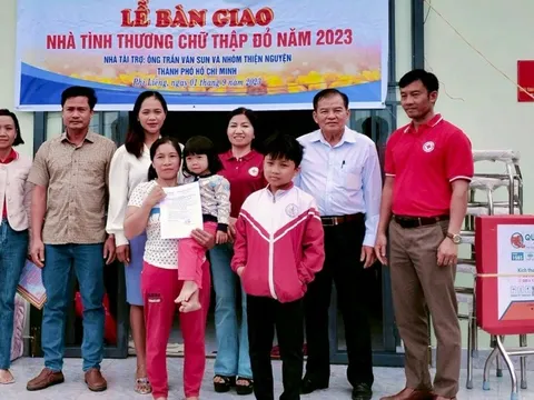 Bàn giao nhà tình thương cho hộ gia đình có hoàn cảnh khó khăn tại Lâm Đồng
