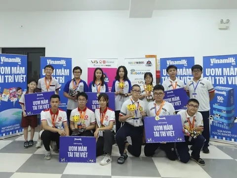 Vinamilk tiếp sức nhà vô địch nhí bứt phá tại Robotacon WRO 2023