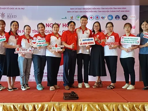 Giọt máu nghĩa tình ấm lòng người bệnh