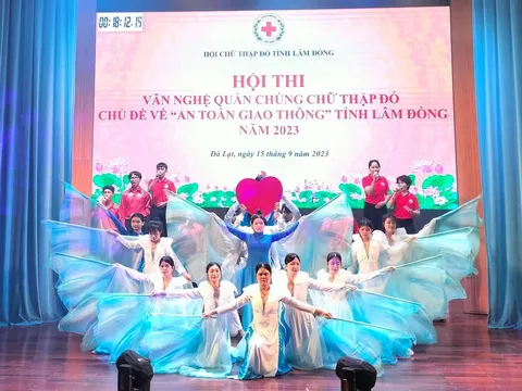 Lâm Đồng: Tổ chức Hội thi Văn nghệ quần chúng "Chữ thập đỏ với an toàn giao thông"