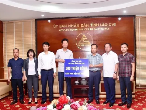 Tích cực hỗ trợ đồng bào vùng lũ ống ở Sa Pa