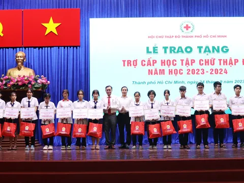 Thành phố Hồ Chí Minh tổng kết công tác Chữ thập đỏ khối trường học