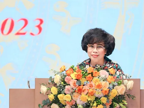 Anh hùng Lao động Thái Hương: Đề nghị xây dựng luật dinh dưỡng cho người Việt