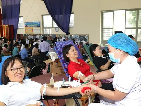 Trên 600 đoàn viên, công nhân tại Ninh Bình tham gia hiến máu tình nguyện