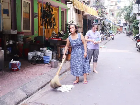 Giúp người bằng cái tâm