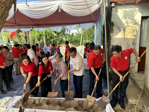 “ Nhân đạo không biên giới - từ thiện không biên cương”
