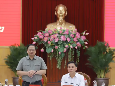 Thủ tướng Chính phủ đề nghị tỉnh Thanh Hóa phải nỗ lực, quyết tâm hơn nữa, phấn đấu trở thành tỉnh kiểu mẫu