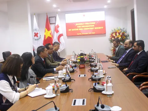 Hội Trăng lưỡi liềm đỏ Quatar nhấn mạnh cuộc gặp ý nghĩa với Hội Chữ thập đỏ Việt Nam