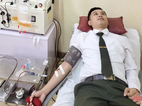 Đại úy công an kịp thời hiến máu giúp bệnh nhân qua cơn nguy kịch