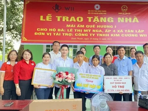 Bình Phước: Trao nhà Chữ thập đỏ cho hộ gia đình khó khăn