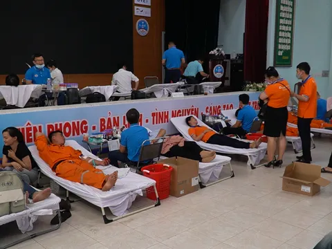 Long An: Hơn 450 tình nguyện viên tham gia hiến máu nhân đạo