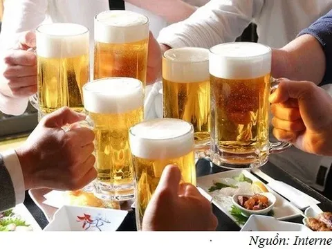 Lưu ý quan trọng khi uống rượu bia trong dịp lễ hội