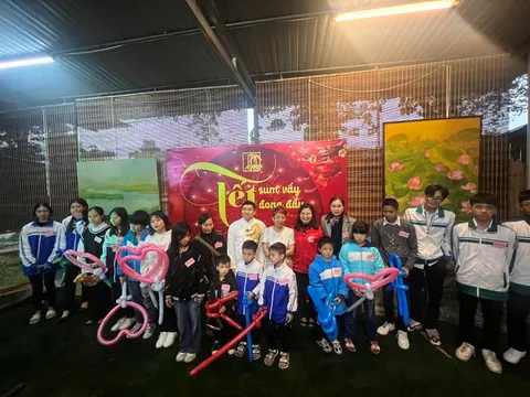 Hội Chữ thập đỏ tỉnh Ninh Bình khởi động Chương trình “Tết nhân ái” Xuân Giáp Thìn 2024