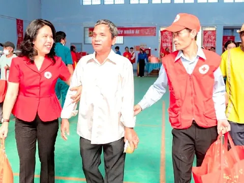 Bình Thuận: “Tết Nhân ái”  đến với bà con nghèo, khó khăn tại huyện Hàm Thuận Nam