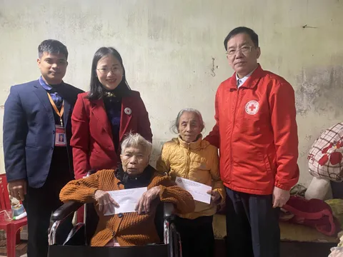 Những hoạt động nghĩa tình trong ngày giáp Tết Nguyên đán 2024 ở Ninh Bình