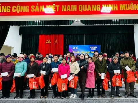 Xuân trên quê hương – Tết trao yêu thương