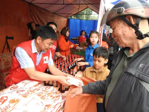 Phiên chợ Tết 0 đồng, đồng hành cùng bà con vui xuân đón Tết an lành