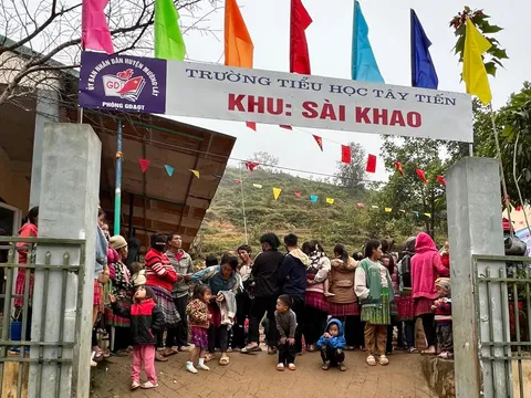 Nỗi niềm với Sài Khao