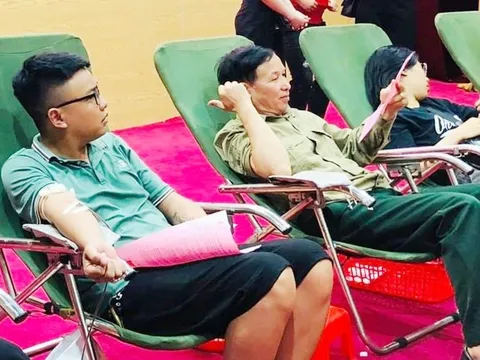 Người 30 lần tham gia hiến máu cứu người