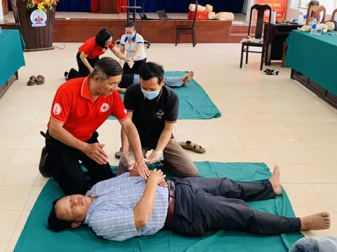 Đà Nẵng: Tập huấn sơ cấp cứu cho đội tình nguyện viên Chữ thập đỏ
