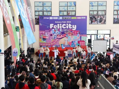 Hơn 4000 người tham gia Hội chợ khoa học phi lợi nhuận do Amsters tổ chức