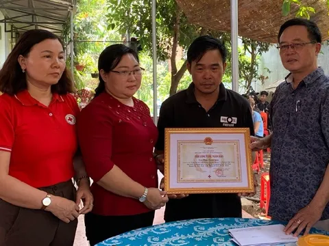 Ghi nhận "Tấm lòng vàng nhân đạo" 2 học sinh bị tai nạn khi đi thiện nguyện