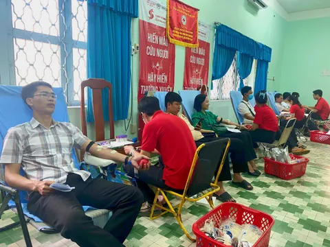 Hiến giọt máu đào - Trao đời sự sống