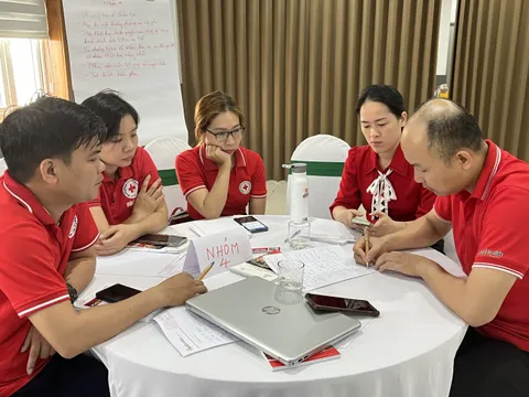 Nâng cao năng lực ứng phó khẩn cấp cho cán bộ Chữ thập đỏ