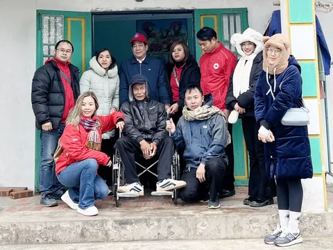 Người đàn ông giàu lòng nhân ái, hết lòng vì bệnh nhân nghèo