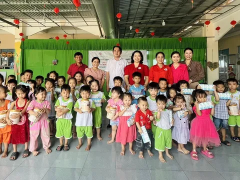 Món quà nhỏ - hạnh phúc to