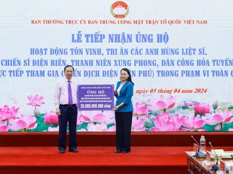 Tiếp nhận 22 tỷ đồng ủng hộ hoạt động tôn vinh, tri ân các Anh hùng liệt sĩ, chiến sĩ Điện Biên