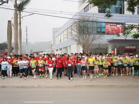 Lạng Sơn có trên 2.000 người tham gia hưởng ứng chiến dịch “Triệu bước chân nhân ái”