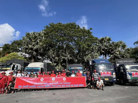 Hội Chữ thập đỏ Việt Nam cứu trợ người dân vùng bị ảnh hưởng hạn hán và xâm nhập mặn