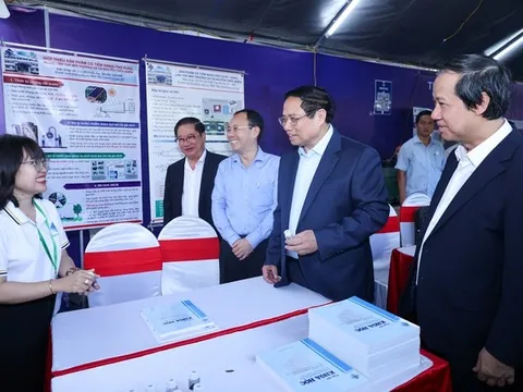 Thủ tướng Phạm Minh Chính truyền cảm hứng, khuyến khích thế hệ trẻ dũng cảm khởi nghiệp, đổi mới sáng tạo