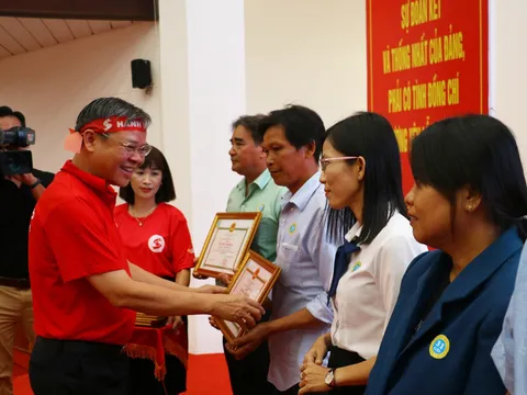 Tôn vinh hơn 100 tập thể và cá nhân hiến máu tiêu biểu 2024 tại Hậu Giang
