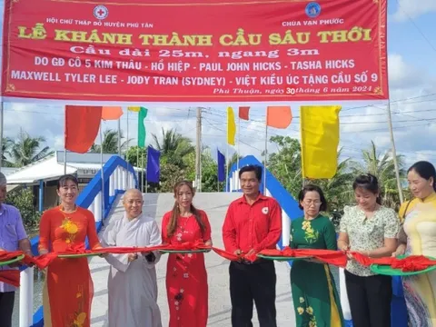Khánh thành cầu giao thông nông thôn, góp phần tạo động lực thúc đẩy kinh tế - xã hội