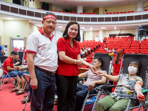 Ngày hội "Thái Nguyên ngàn trái tim hồng"