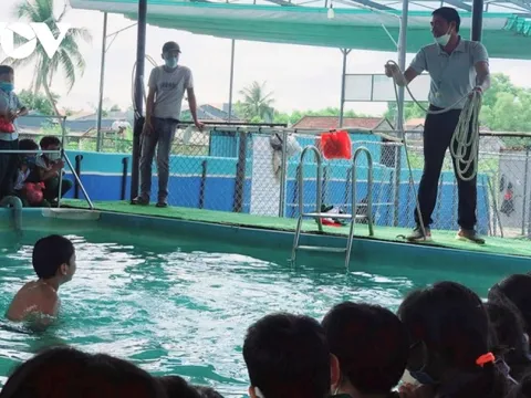 Liên tiếp xảy ra đuối nước ở miền Trung: Cần trang bị kỹ năng bơi lội cho trẻ
