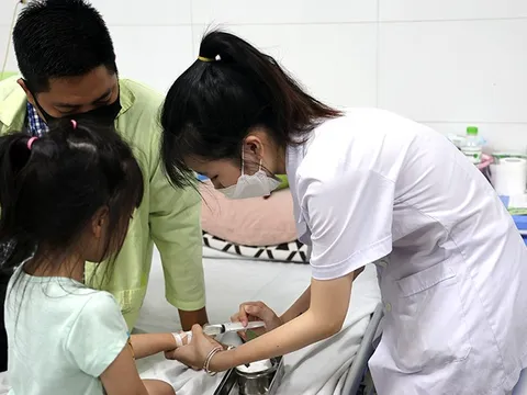 Gia tăng trẻ viêm phổi do virus RSV, khuẩn phế cầu