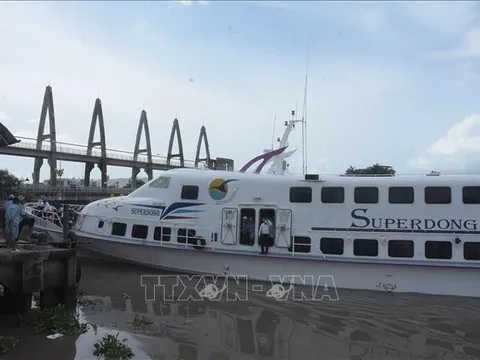 Kiên Giang: Tạm ngưng hoạt động các tuyến tàu, phà ra đảo do thời tiết xấu