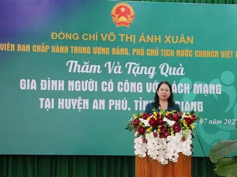 Phó Chủ tịch nước: Huyện An Phú (An Giang) cần phát triển để xứng đáng với truyền thống anh hùng